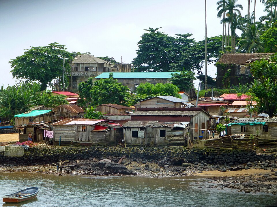 Homes in Porto Alegre on São Tomé Island.
